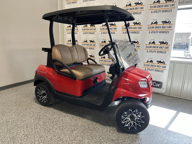CLUB CART luxury golf cart